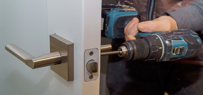 Broken Door Handle Lock Repair in Soledad, California